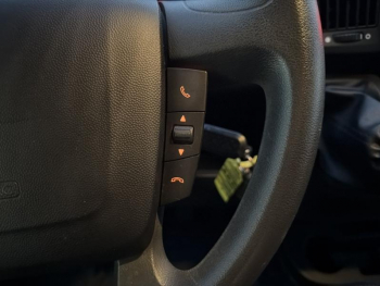 Photo 19 du bon plan PEUGEOT Boxer Fg VUL 333 L2H2 2.2 BlueHDi S&S 140ch Asphalt occasion à 22590 €