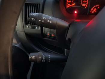 Photo 20 du bon plan PEUGEOT Boxer Fg VUL 333 L2H2 2.2 BlueHDi S&S 140ch Asphalt occasion à 22590 €