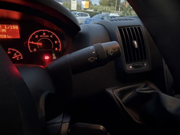 Photo 21 du bon plan PEUGEOT Boxer Fg VUL 333 L2H2 2.2 BlueHDi S&S 140ch Asphalt occasion à 22590 €