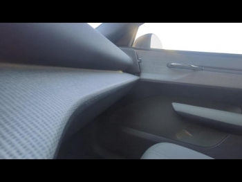 Photo 17 du bon plan VOLVO EX30 Single Extended Range 272ch Plus occasion à 42900 €