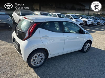 Photo 18 du bon plan TOYOTA Aygo 1.0 VVT-i 72ch x-play x-app 5p MC18 occasion à 11690 €