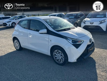 Photo 19 du bon plan TOYOTA Aygo 1.0 VVT-i 72ch x-play x-app 5p MC18 occasion à 11690 €