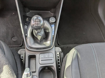 Photo 20 du bon plan FORD Fiesta 1.5 TDCi 85ch Stop&Start Trend 3p Euro6.2 occasion à 9500 €