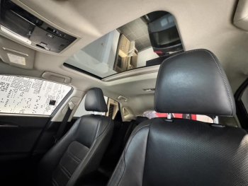 Photo 18 du bon plan LEXUS NX 300h 4WD Executive occasion à 20990 €