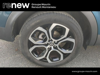 Photo 16 du bon plan RENAULT Arkana 1.6 E-Tech hybride 145ch Techno -22 occasion à 22900 €