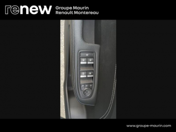 Photo 24 du bon plan RENAULT Arkana 1.6 E-Tech hybride 145ch Techno -22 occasion à 22900 €