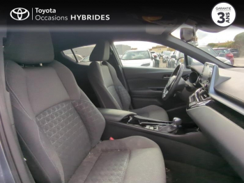 Photo 6 du bon plan TOYOTA C-HR 122h Edition 2WD E-CVT MC19 occasion à 17990 €