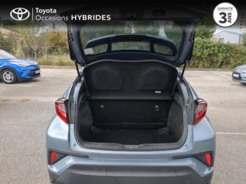 Photo 10 du bon plan TOYOTA C-HR 122h Edition 2WD E-CVT MC19 occasion à 17990 €