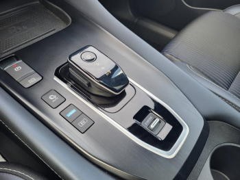 Photo 4 du bon plan NISSAN Qashqai e-POWER 190ch Tekna occasion à 27990 €