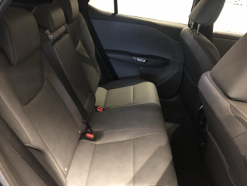 Photo 12 du bon plan LEXUS RZ 450e Luxe occasion à 38980 €