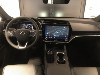 Photo 13 du bon plan LEXUS RZ 450e Luxe occasion à 38980 €