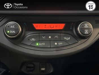 Photo 12 du bon plan TOYOTA Yaris 90 D-4D Dynamic 5p occasion à 10990 €