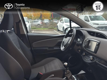 Photo 17 du bon plan TOYOTA Yaris 90 D-4D Dynamic 5p occasion à 10990 €