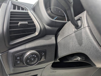 Photo 5 du bon plan FORD EcoSport 1.0 EcoBoost 100ch Titanium Euro6.2 occasion à 12945 €