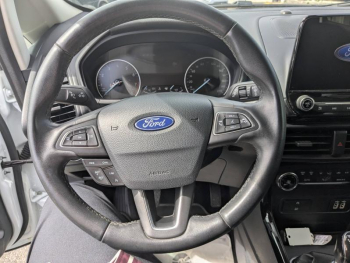 Photo 6 du bon plan FORD EcoSport 1.0 EcoBoost 100ch Titanium Euro6.2 occasion à 12945 €