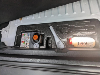 Photo 21 du bon plan FORD EcoSport 1.0 EcoBoost 100ch Titanium Euro6.2 occasion à 12945 €