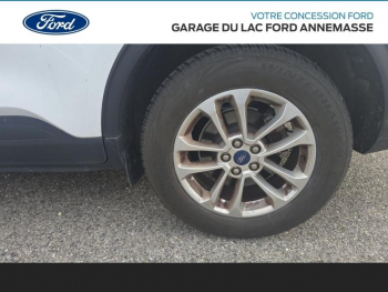 Photo 4 du bon plan FORD Kuga 2.5 Duratec 190ch FHEV E85 Titanium BVA occasion à 26990 €