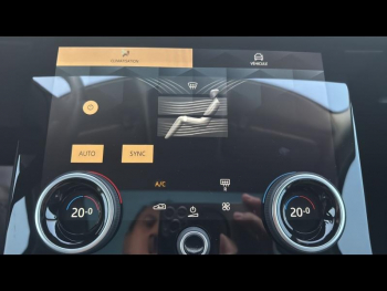 Photo 19 du bon plan LAND-ROVER Evoque 2.0 P 200ch Flex Fuel S AWD BVA Mark III occasion à 40850 €