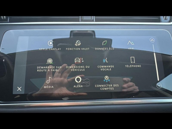 Photo 21 du bon plan LAND-ROVER Evoque 2.0 P 200ch Flex Fuel S AWD BVA Mark III occasion à 40850 €