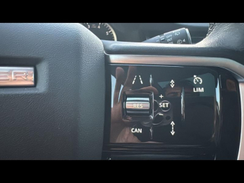 Photo 25 du bon plan LAND-ROVER Evoque 2.0 P 200ch Flex Fuel S AWD BVA Mark III occasion à 40850 €