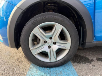 Photo 19 du bon plan DACIA Logan MCV 1.5 Blue dCi 95ch Essentiel occasion à 10490 €