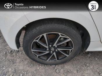 Photo 16 du bon plan TOYOTA Yaris 116h Design 5p MY22 occasion à 19450 €
