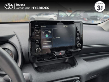 Photo 15 du bon plan TOYOTA Yaris 116h Design 5p MY21 occasion à 19450 €