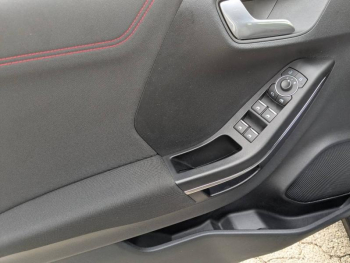 Photo 9 du bon plan FORD Puma 1.0 Flexifuel 125ch S&S mHEV ST-Line Design 3 occasion à 16989 €