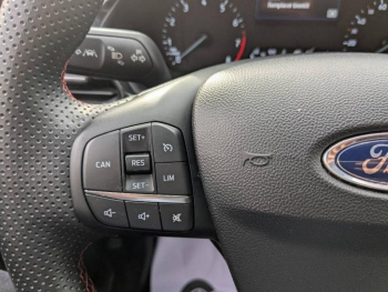 Photo 13 du bon plan FORD Puma 1.0 Flexifuel 125ch S&S mHEV ST-Line Design 3 occasion à 16989 €