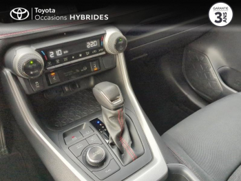 Photo 20 du bon plan TOYOTA RAV4 Hybride Rechargeable 306ch Design AWD occasion à 37490 €