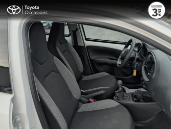 Photo 6 du bon plan TOYOTA Aygo X 1.0 VVT-i 72ch Active Business MY23 occasion à 13490 €