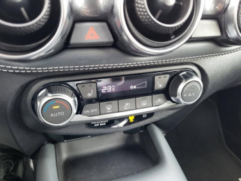 Photo 25 du bon plan NISSAN Juke 1.0 DIG-T 117ch Tekna occasion à 14490 €