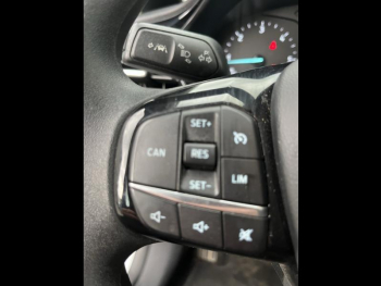Photo 17 du bon plan FORD Fiesta 1.5 TDCi 85ch Cool & Connect 5p occasion à 11890 €