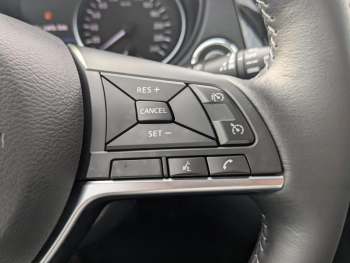 Photo 14 du bon plan NISSAN Qashqai 1.3 DIG-T 160ch N-Connecta DCT 2019 Euro6-EVAP occasion à 18790 €