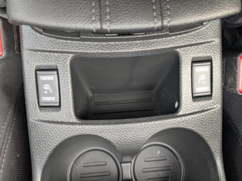 Photo 18 du bon plan NISSAN Qashqai 1.3 DIG-T 160ch N-Connecta DCT 2019 Euro6-EVAP occasion à 18790 €