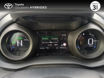 Photo 14 du bon plan TOYOTA Yaris 116h Design 5p MY22 occasion à 21990 €