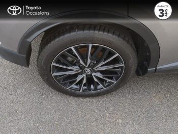 Photo 16 du bon plan TOYOTA C-HR 122h Edition 2WD E-CVT occasion à 16990 €