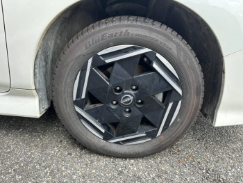 Photo 17 du bon plan NISSAN Leaf 150ch 40kWh Acenta 22 occasion à 15990 €