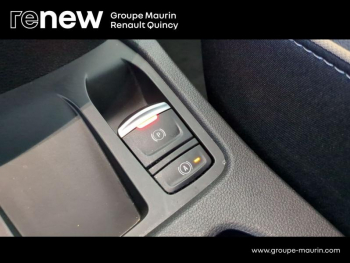 Photo 21 du bon plan RENAULT Clio 1.6 E-Tech 145ch full hybrid Techno - 24 occasion à 21990 €