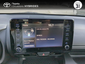 Photo 15 du bon plan TOYOTA Yaris 116h Design 5p MY22 occasion à 21890 €