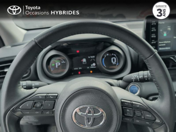 Photo 13 du bon plan TOYOTA Yaris 116h Design 5p MY22 occasion à 19450 €