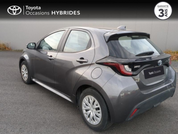 Photo 2 du bon plan TOYOTA Yaris 116h Dynamic Business 5p + Programme Beyond Zero Academy MY22 occasion à 17990 €