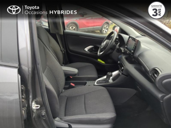 Photo 6 du bon plan TOYOTA Yaris 116h Dynamic Business 5p + Programme Beyond Zero Academy MY22 occasion à 17990 €