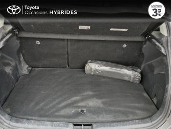 Photo 10 du bon plan TOYOTA Yaris 116h Dynamic Business 5p + Programme Beyond Zero Academy MY22 occasion à 17990 €