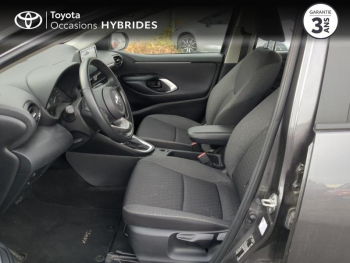 Photo 11 du bon plan TOYOTA Yaris 116h Dynamic Business 5p + Programme Beyond Zero Academy MY22 occasion à 17990 €