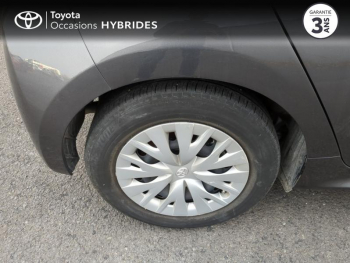 Photo 16 du bon plan TOYOTA Yaris 116h Dynamic Business 5p + Programme Beyond Zero Academy MY22 occasion à 17990 €