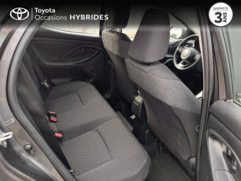 Photo 7 du bon plan TOYOTA Yaris 116h Dynamic Business 5p + Programme Beyond Zero Academy MY22 occasion à 17990 €