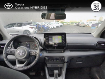 Photo 8 du bon plan TOYOTA Yaris 116h Dynamic Business 5p + Programme Beyond Zero Academy MY22 occasion à 17990 €