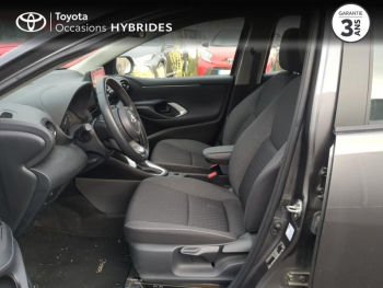 Photo 11 du bon plan TOYOTA Yaris 116h Dynamic Business 5p + Programme Beyond Zero Academy MY22 occasion à 17990 €
