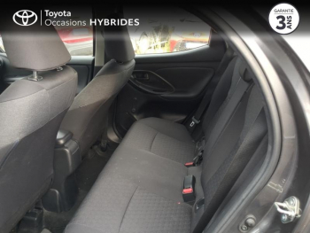 Photo 12 du bon plan TOYOTA Yaris 116h Dynamic Business 5p + Programme Beyond Zero Academy MY22 occasion à 17990 €